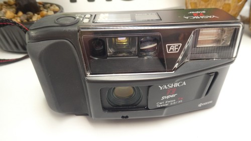 Yashica super analoge - super,